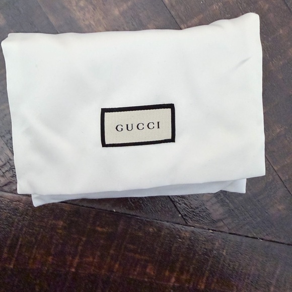 Gucci GG Marmont Fuchsia Leather Wallet - Picture 13 of 15